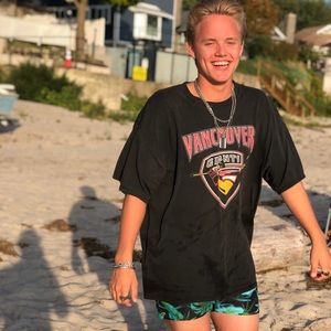 Meet your Posher, Justin